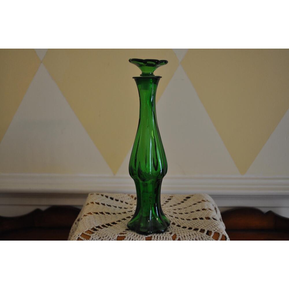 AVON Emerald Green Glass Decanter - Excellent Condition
